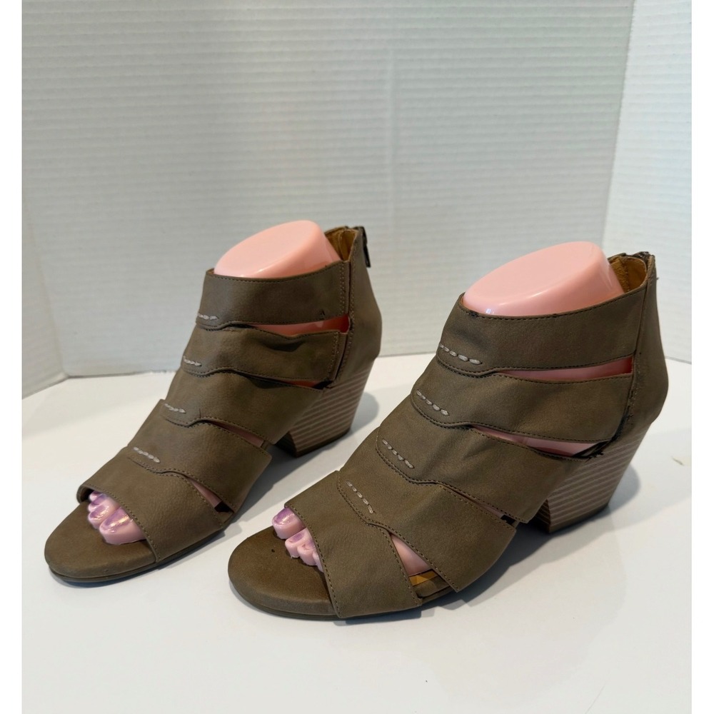 Natural Soul Dark Brown Vegan Strappy Peep Toe Block Heel Heeled Sandals 7.5‎